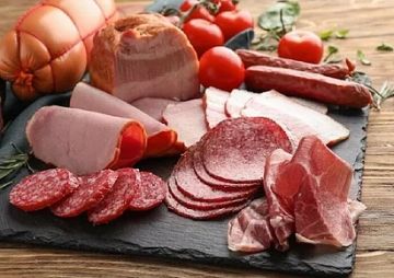 حتى القليل منها خطر.. دراسة: لا توجد كمية آمنة من اللحوم المصنعة يمكن تناولها حتى القليل منها خطر.. دراسة: لا توجد كمية آمنة من اللحوم المصنعة يمكن تناولها