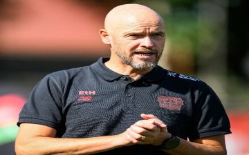 تن هاج يبدأ مشواره مع ليفركوزن بخسارة قاسية أمام شباب فلامنجو