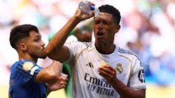 ارتفاع درجات الحرارة يثير القلق قبيل مونديال 2026 في أميركا الشمالية ارتفاع درجات الحرارة يثير القلق قبيل مونديال 2026 في أميركا الشمالية