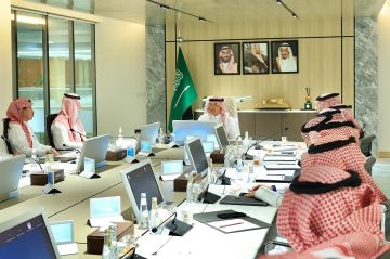 وزير التعليم: المعلم والطالب والمناهج ركائزنا.. والشراكة المالية تعزز نواتج التعلم والاستدامة