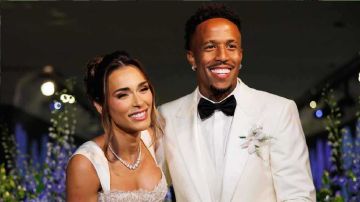 لاعبو ريال مدريد يغنون ويرقصون في حفل زفاف ميليتاو.. فيديو