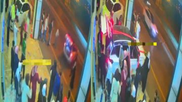 عريس تركي يتسبب في حادث لعروسه أثناء ذهابه لأخذها بسيارته.. فيديو عريس تركي يتسبب في حادث لعروسه أثناء ذهابه لأخذها بسيارته.. فيديو