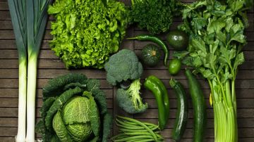 تناول الخضروات الورقية يوميا يحافظ على صحة القلب والأوعية الدموية تناول الخضروات الورقية يوميا يحافظ على صحة القلب والأوعية الدموية