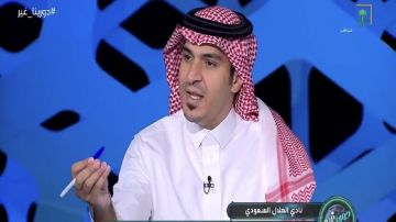 أباعود: الأندية تبحث عن مصالحها والاتحاد السعودي قادر على تأجيل السوبر.. فيديو أباعود: الأندية تبحث عن مصالحها والاتحاد السعودي قادر على تأجيل السوبر.. فيديو