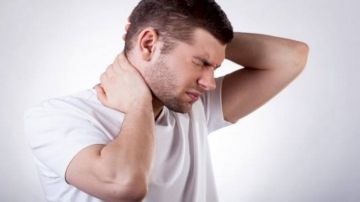 الانزلاق الغضروفي العنقي: متى يصبح ألم الرقبة مؤشرا لمشكلة أعمق؟ .. فيديو