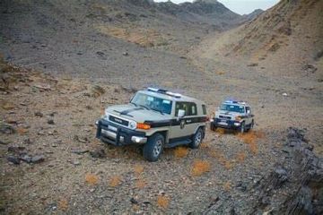 دوريات المجاهدين بمنطقة جازان تحبط تهريب (18) كيلوجراما من الحشيش المخدر دوريات المجاهدين بمنطقة جازان تحبط تهريب (18) كيلوجراما من الحشيش المخدر