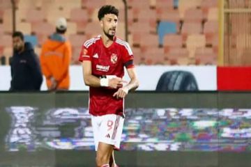 الأهلي يُعيد التفكير في مستقبل وسام أبو علي الأهلي يُعيد التفكير في مستقبل وسام أبو علي