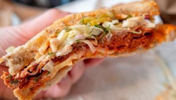 اللجنة الوطنية للتغذية تدعو المسافرين لتجنب الشراء من الباعة المتجولين