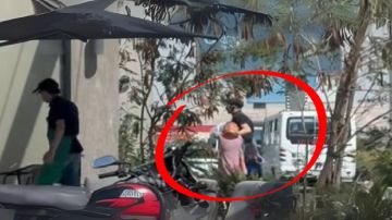 اعتداء عامل بستاربكس على طفلة بمصر يشعل مواقع التواصل .. فيديو