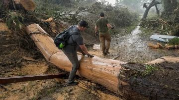 78 قتيلا في فيضانات تكساس.. وعمليات الإنقاذ تتسابق مع الزمن بحثا عن المفقودين