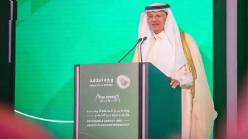 المملكة تعزز شراكاتها في مجال تصدير الطاقة المتجددة والهيدروجين الأخضر إلى أوروبا