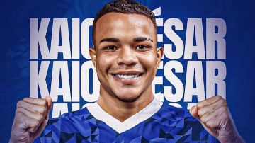 الهلال يرفض إعارة كايو سيزار إلى كروزيرو البرازيلي