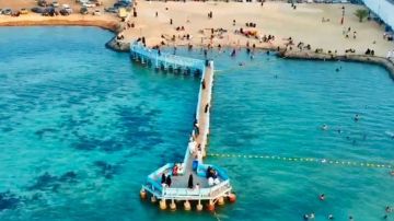 أمانة جدة تغلق شاطئ اللؤلؤ مؤقتا لأعمال التطوير أمانة جدة تغلق شاطئ اللؤلؤ مؤقتا لأعمال التطوير