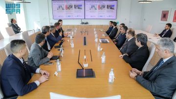 الخريف يبحث مع Honeywell الأمريكية تعزيز التحول الصناعي وتوسيع استخدامات المدن الذكية والأتمتة