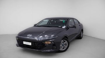 عبدالرحمن الخالدي يستعرض مزايا هيونداي أكسنت 2026.. فيديو