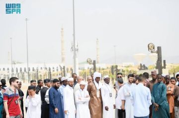 المشاركون في مسابقة الملك عبد العزيز يزورون المشاعر المقدسة