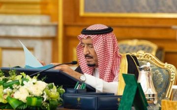 خادم الحرمين الشريفين يصدر 3 أوامر ملكية بإعفاء مسؤولين من مناصبهم خادم الحرمين الشريفين يصدر 3 أوامر ملكية بإعفاء مسؤولين من مناصبهم