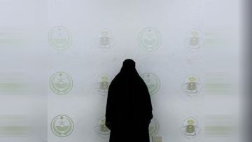 السعودية.. امرأة تنشل حقائب نسائية بمراكز تجارية والأمن يكشف تفاصيل
