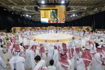 بيع 3 صقور بـ 214 ألف ريال في الليلة الثانية من المزاد الدولي لمزارع إنتاج الصقور 2025 بيع 3 صقور بـ 214 ألف ريال في الليلة الثانية من المزاد الدولي لمزارع إنتاج الصقور 2025
