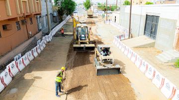 أمانة تبوك تعمل على معالجة 37 نقطة تجمع لمياه الأمطار في الأحياء الجنوبية.