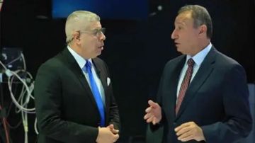 شوبير يوجه انتقادات حادة لمدرب الأهلي المصري قبل لقاء بيراميدز ..فيديو