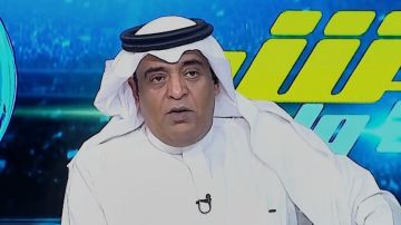 الفراج: 30% من تذاكر دوري روشن بسعر 30 ريال والرابطة توقف انتقائية الأسعار .. فيديو الفراج: 30% من تذاكر دوري روشن بسعر 30 ريال والرابطة توقف انتقائية الأسعار .. فيديو