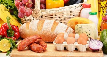 حتى لا تشعر بالتعب والإرهاق.. تقرير يكشف 7 أطعمة غنية بفيتامين الطاقة والصحة