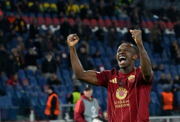 السعودي سعود عبد الحميد ينضم لفريق فرنسي.. تعرف على تفاصيل الصفقة (فيديو) السعودي سعود عبد الحميد ينضم لفريق فرنسي.. تعرف على تفاصيل الصفقة (فيديو)