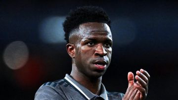 أندية روشن تصرف النظر عن التعاقد مع فينيسيوس جونيور