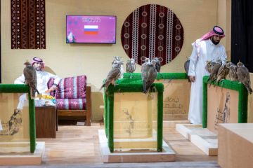 مزرعة آر يو في إس الروسية تسجل مشاركتها الأولى في المزاد الدولي لمزارع إنتاج الصقور 2025 مزرعة آر يو في إس الروسية تسجل مشاركتها الأولى في المزاد الدولي لمزارع إنتاج الصقور 2025