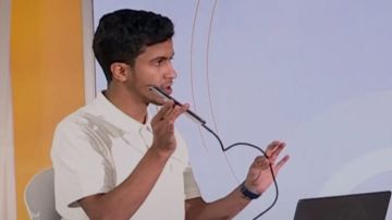 خبير سيبراني: هاتفك الذكي قد يتحول إلى أداة اختراق دون أن تدري! .. فيديو