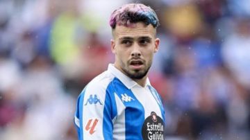 الأهلي يتمسك بعرضه لضم ميلا ويرفض دفع الشرط الجزائي الأهلي يتمسك بعرضه لضم ميلا ويرفض دفع الشرط الجزائي