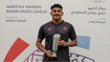 العبسي وأحمد الجليدان ينضمان لبعثة الاتحاد إلى هونج كونج العبسي وأحمد الجليدان ينضمان لبعثة الاتحاد إلى هونج كونج