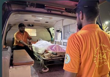 حرس الحدود في ينبع ينقذ طفلة من الغرق وينقلها إلى المستشفى لتلقي الرعاية الطبية