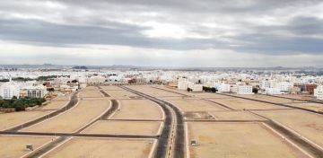 اللائحة الجديدة لرسوم الأراضي البيضاء: شمول جميع الاستخدامات وشرائح تصل إلى 10 