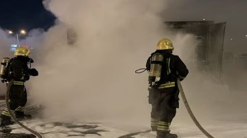 اندلاع حريق في محول كهربائي بالرياض.. فيديو