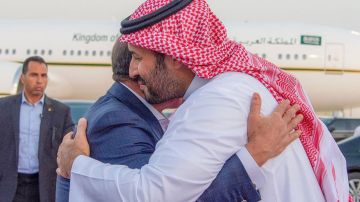 السعودية.. تحليل فيديو حرارة عناق السيسي ومحمد بن سلمان يثير تفاعلا