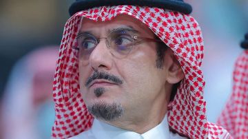 الثنيان: عودة الأمير نواف بن سعد لرئاسة الهلال فأل خير وبداية مرحلة جديدة الثنيان: عودة الأمير نواف بن سعد لرئاسة الهلال فأل خير وبداية مرحلة جديدة