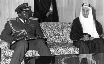 السعودية.. عيدي أمين جزار أوغندا والملك فيصل ومنفاه في المملكة يثير تفاعلا.. ماذا نعلم عنه؟