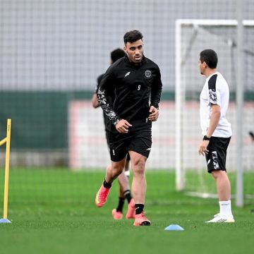 بعد نهاية فترة إعارته للهلال.. حمدالله يعود للشباب ويشارك في التدريبات الجماعية بعد نهاية فترة إعارته للهلال.. حمدالله يعود للشباب ويشارك في التدريبات الجماعية