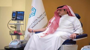 وزير الداخلية يرفع الشكر للقيادة بمناسبة إطلاق الحملة السنوية للتبرع بالدم وزير الداخلية يرفع الشكر للقيادة بمناسبة إطلاق الحملة السنوية للتبرع بالدم