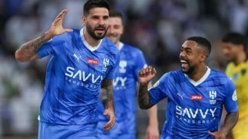 استبعاد مفاجئ لثنائي الهلال الأجنبي من القائمة الآسيوية استبعاد مفاجئ لثنائي الهلال الأجنبي من القائمة الآسيوية