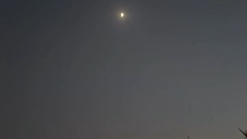 الزعاق: خسوف كلي للقمر يشاهد في سماء الوطن العربي الأحد المقبل.. فيديو الزعاق: خسوف كلي للقمر يشاهد في سماء الوطن العربي الأحد المقبل.. فيديو