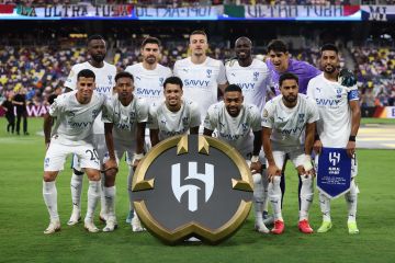 كأس العالم للأندية يسجّل (2.7) مليار متابع.. وحضور قياسي للهلال كأس العالم للأندية يسجّل (2.7) مليار متابع.. وحضور قياسي للهلال