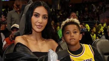 كيم كاردشيان تتعرض لهجوم بسبب مقلب خطير مع ابنها.. فيديو كيم كاردشيان تتعرض لهجوم بسبب مقلب خطير مع ابنها.. فيديو