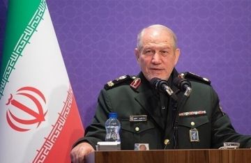 مستشار خامنئي: اتفاق الدفاع السعودي الباكستاني المشترك تطور إيجابي قد يمهد لتحالف أوسع بمشاركة طهران