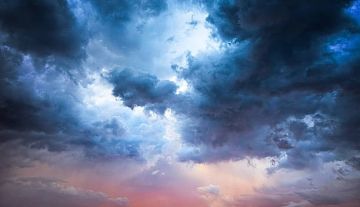 الأرصاد ينبه 10 مناطق بأمطار ورياح وأتربة.. وتحذيرات من سيول وصواعق وتدن في مدى الرؤية