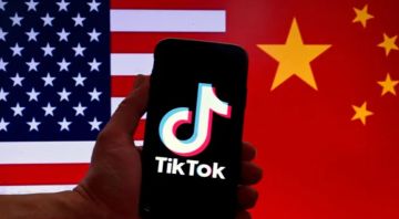 فعاليات جوية وبحرية في سماء المملكة وشواطئها وعروض الألعاب النارية بمناسبة اليوم الوطني 95