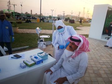 شاهد.. جناح المشاركات المجتمعية يبرز تفاعل المجتمع في احتفالات اليوم الوطني بالبديع شاهد.. جناح المشاركات المجتمعية يبرز تفاعل المجتمع في احتفالات اليوم الوطني بالبديع