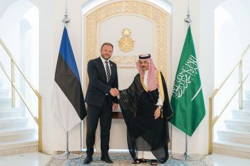 الأمير فيصل بن فرحان يستقبل وزير خارجية إستونيا ويوقعان اتفاقية عامة للتعاون بين البلدين